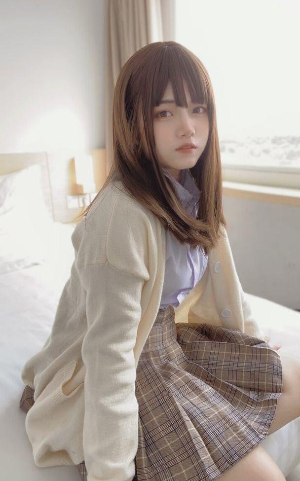 25P Angel Chan nude
