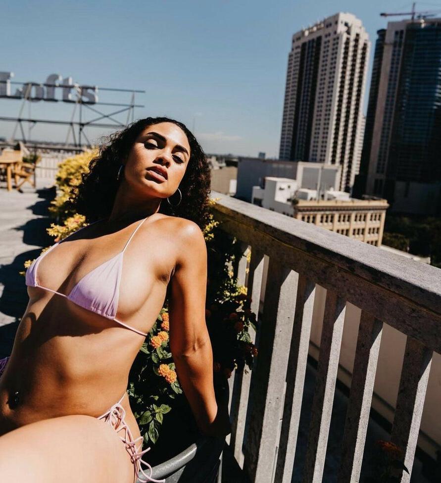 25P Ravyn Rochelle nude