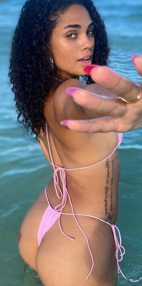 25P Ravyn Rochelle nude