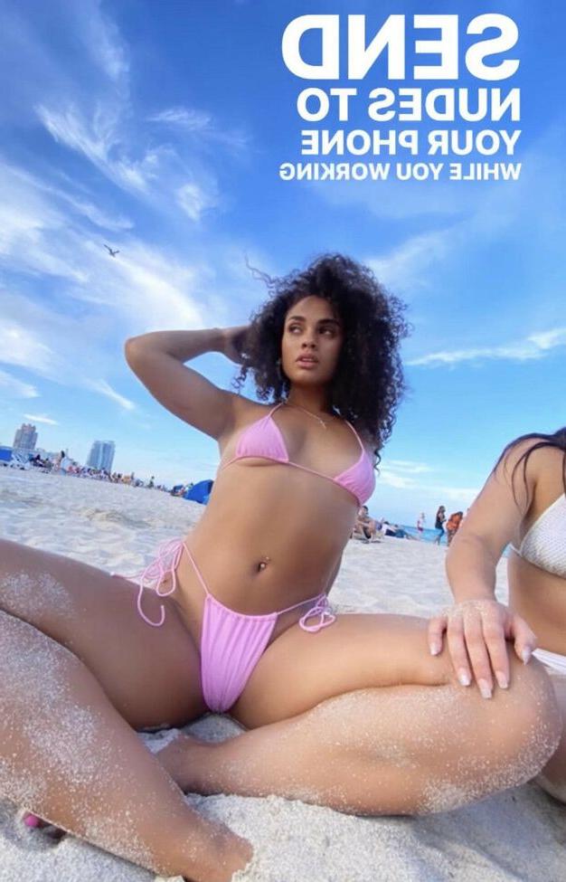 25P Ravyn Rochelle nude