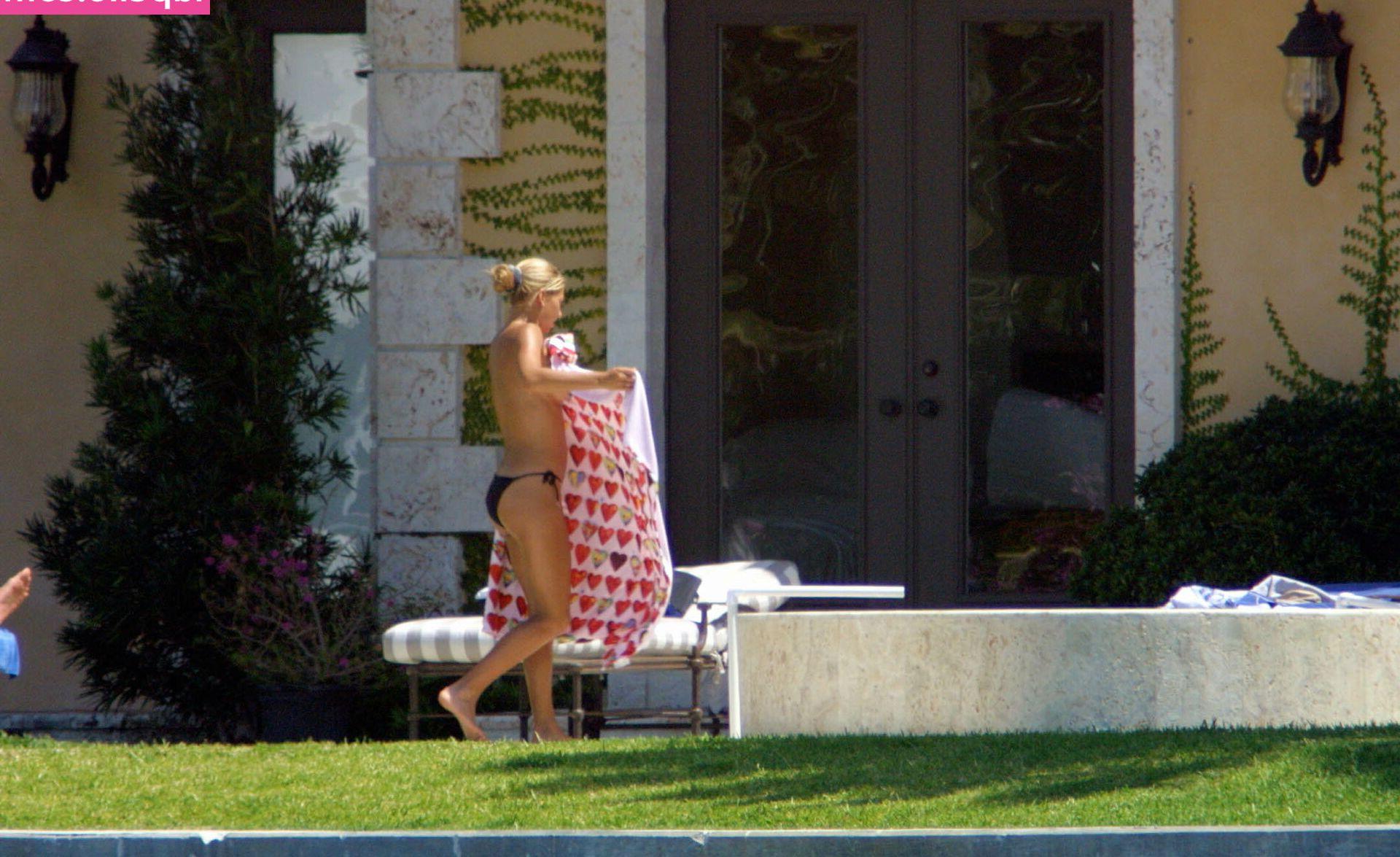 25P Anna Kournikova nude