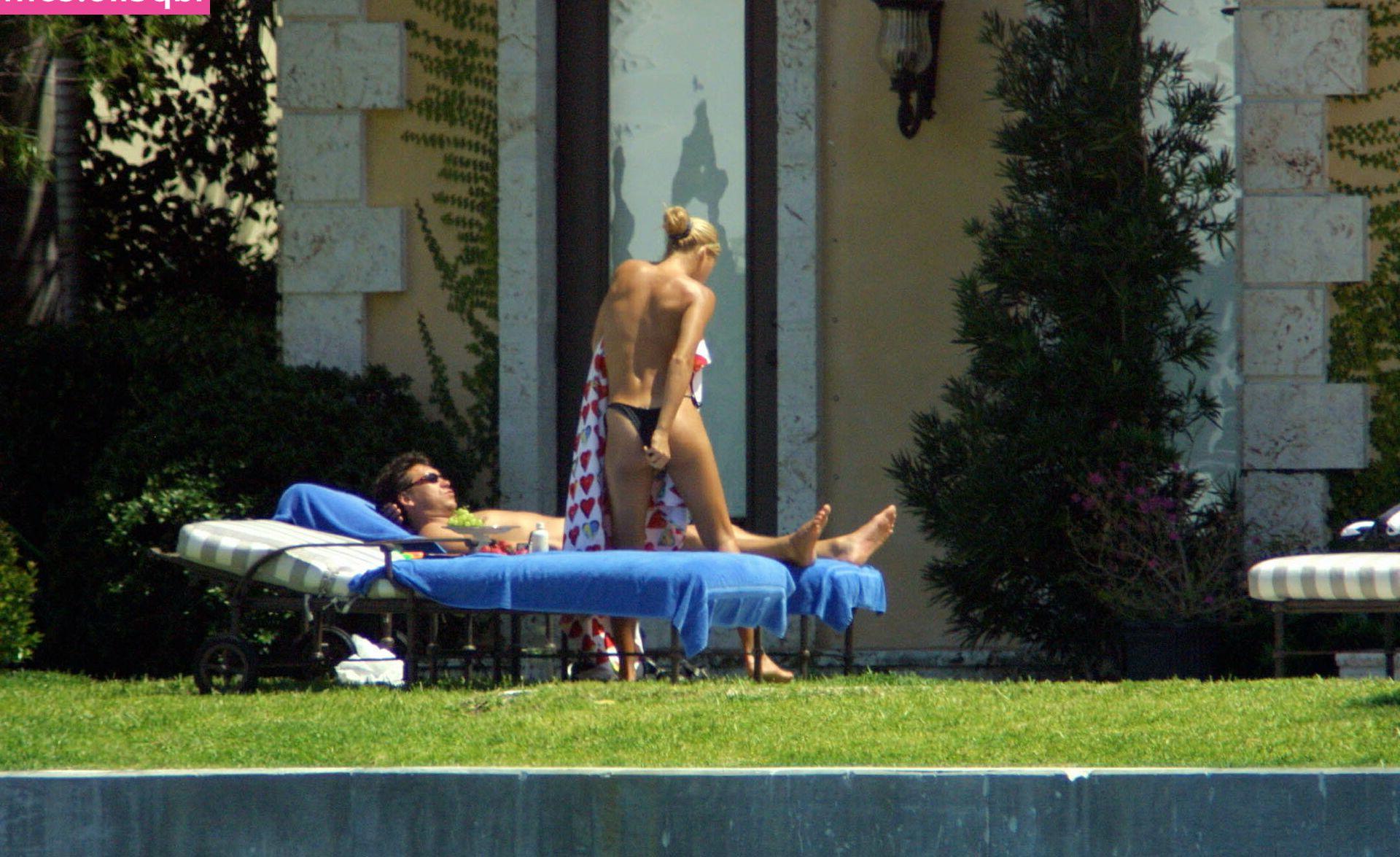25P Anna Kournikova nude