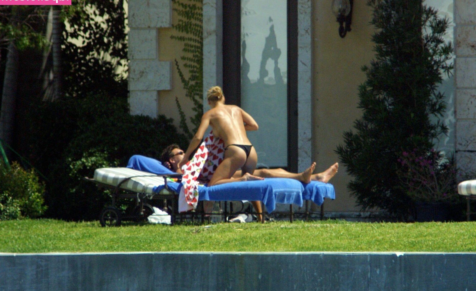 25P Anna Kournikova nude