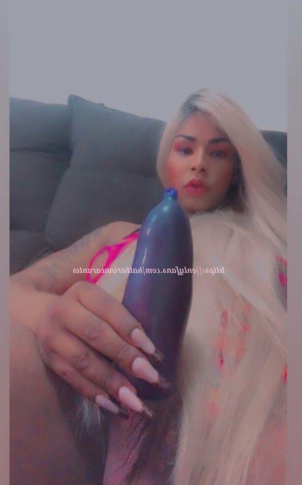 19P Katherinne Arantes nude