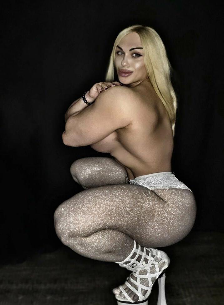 25P Nataliya Amazonka nude