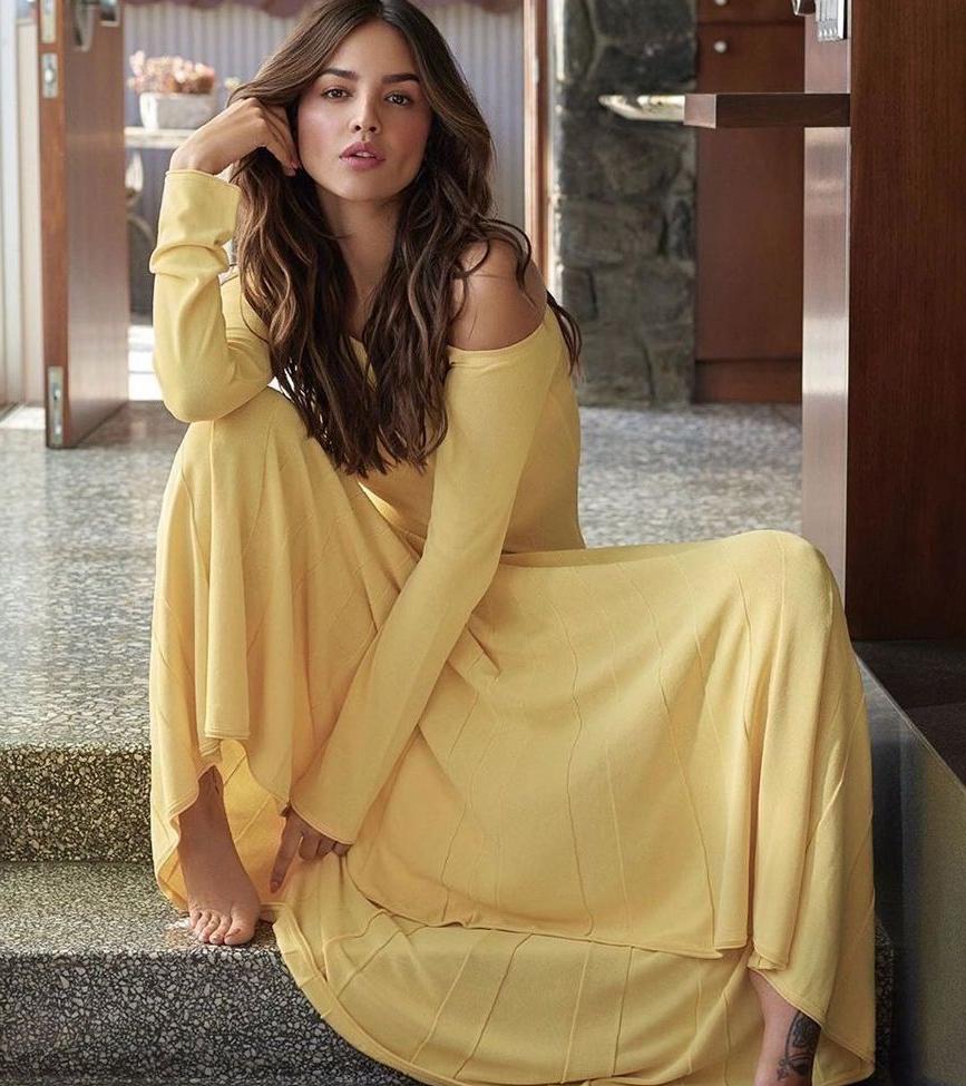 25P Eiza Gonzalez nude