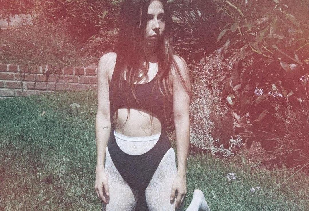 25P Esther Povitsky nude
