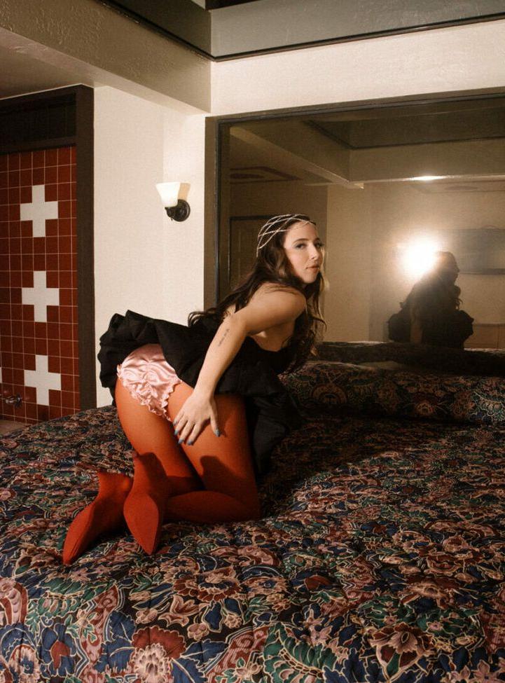 25P Esther Povitsky nude
