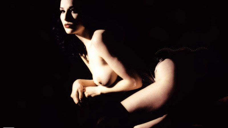 25P Dita Von Teese nude