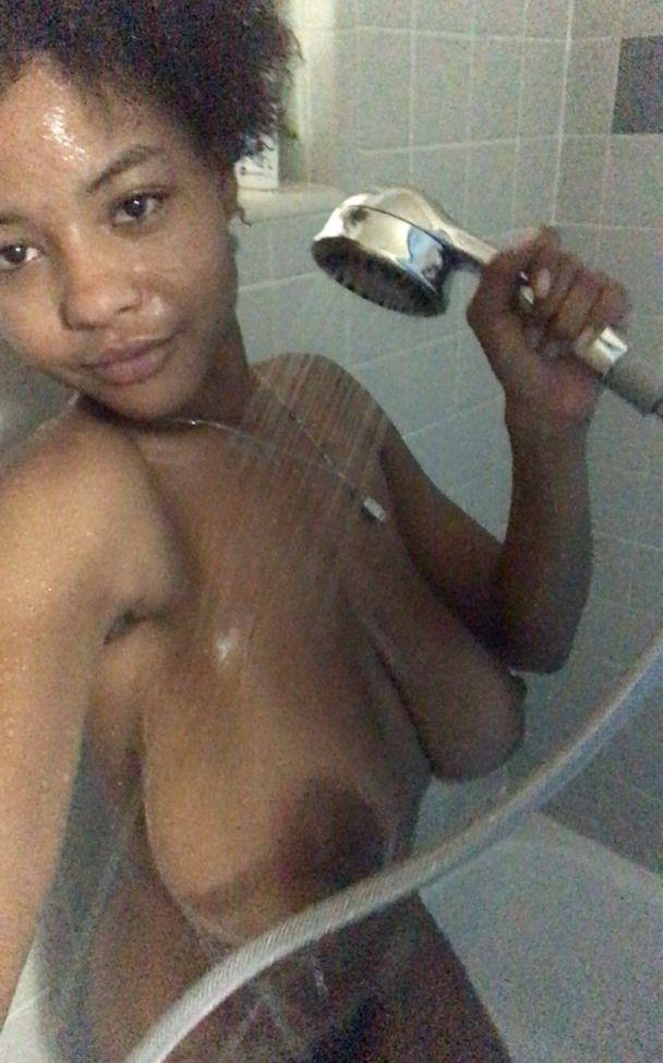 25P Babybushwhacker nude