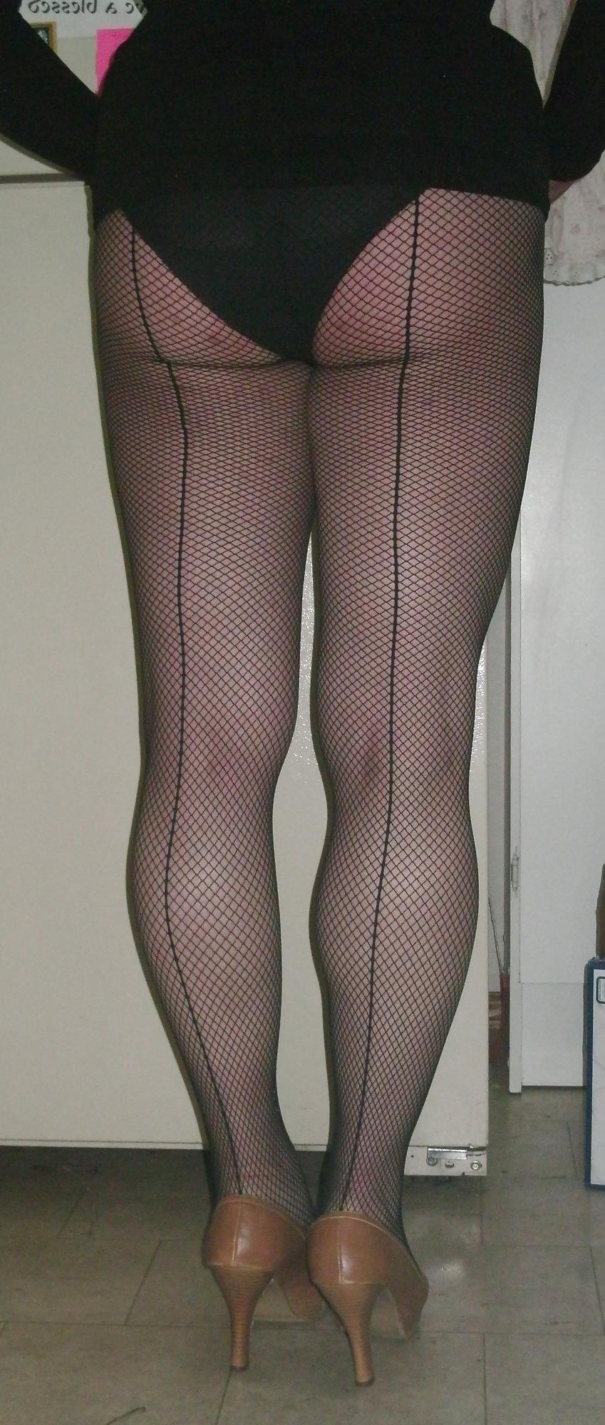 25P Garters and stockings