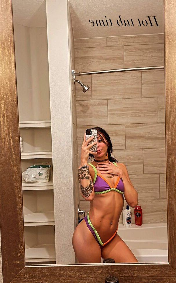25P Cora Jade nude