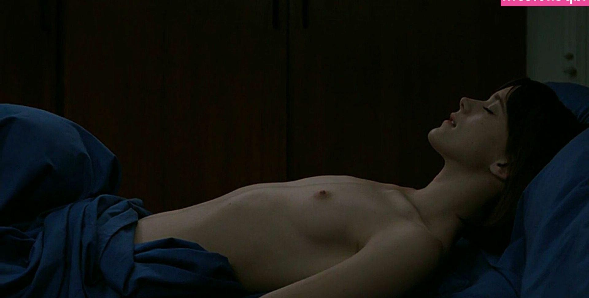 25P Stacy Martin nude