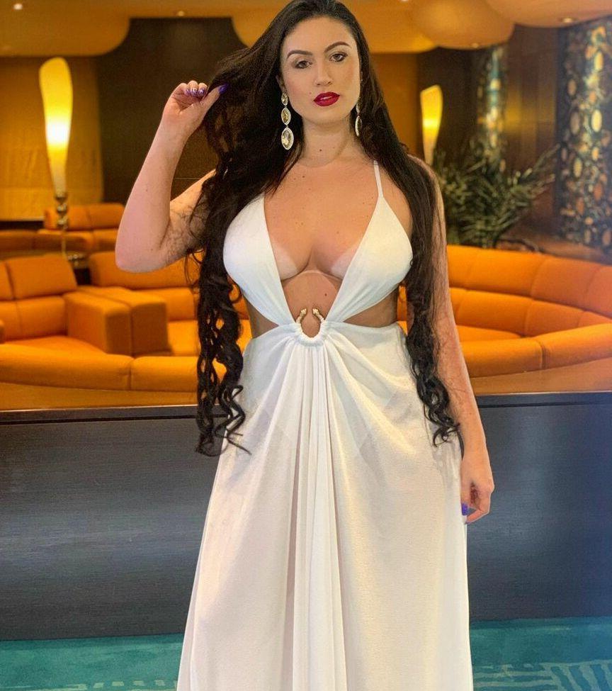 25P Leticia Beppler nude