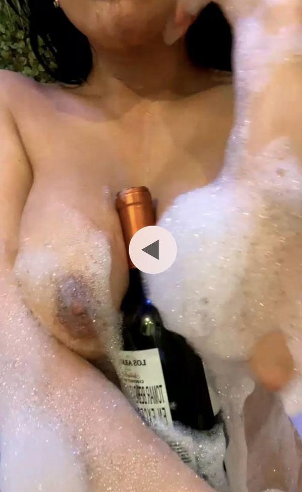 25P Fátima Segovia nude