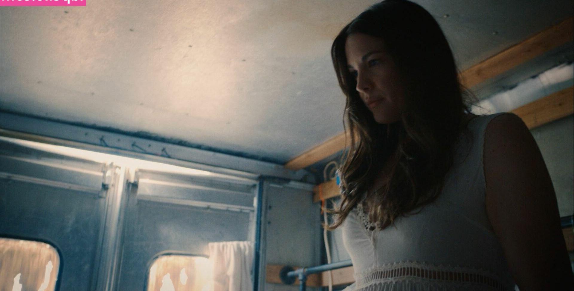 25P Liv Tyler nude