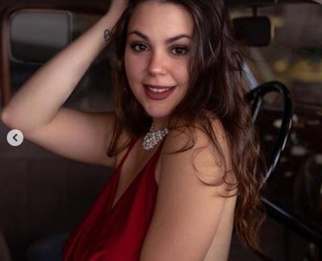 25P Chelle Smith nude
