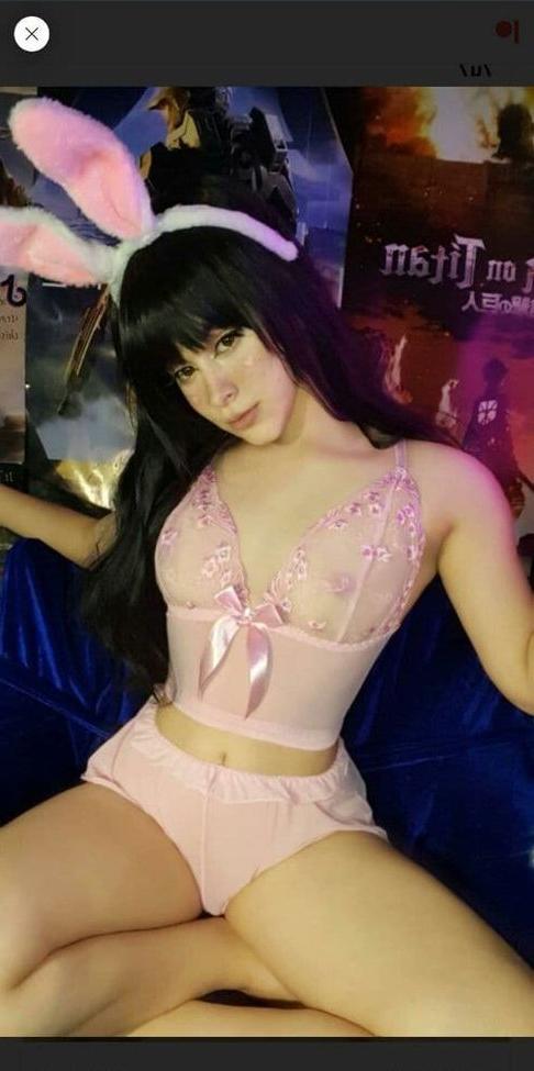 25P Ivon Gallardo nude