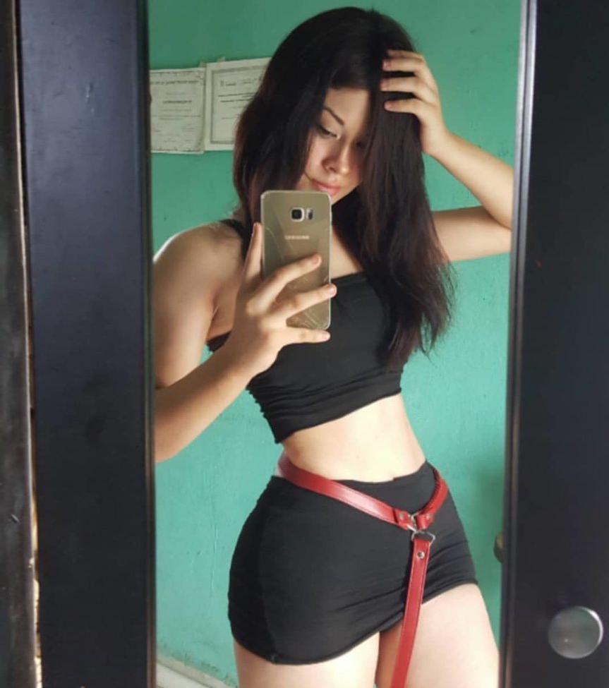 25P Ivon Gallardo nude