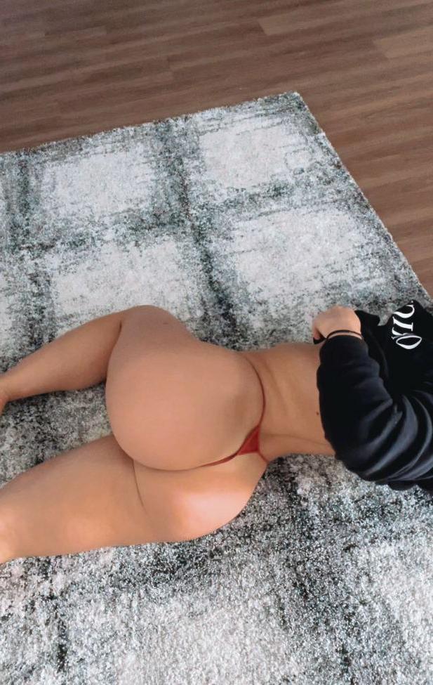 25P Rachal Camilleri nude