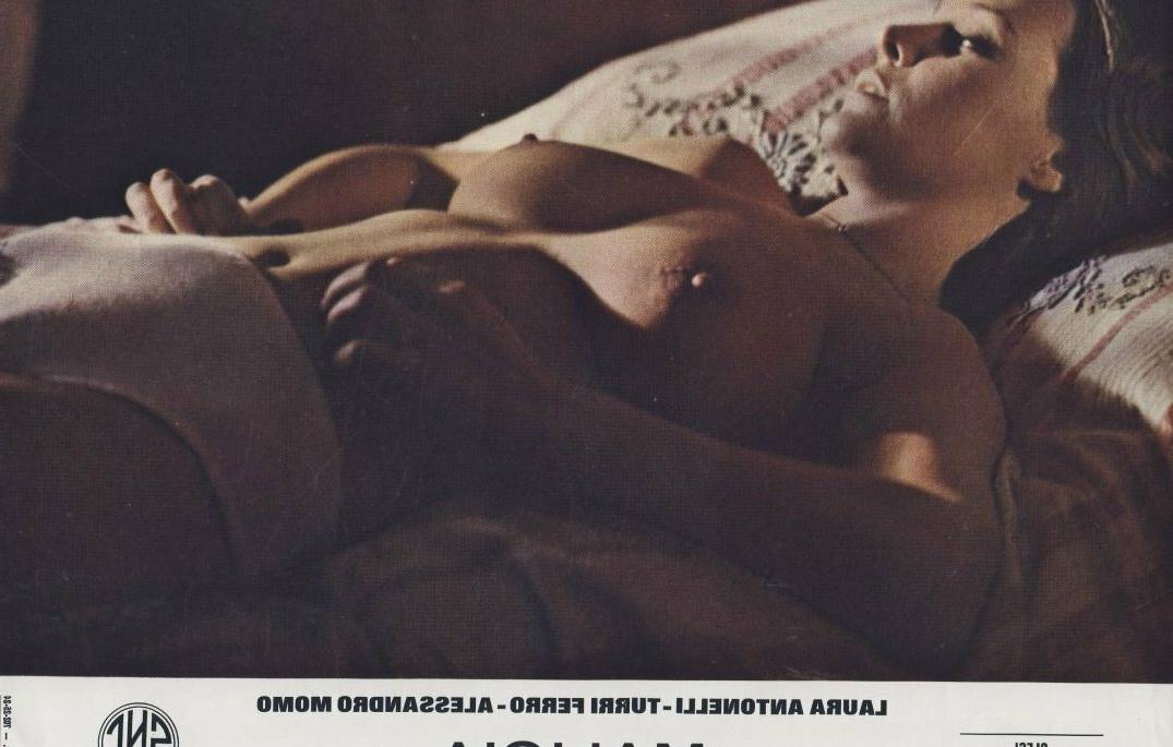 21P Italian Vintage Actress nude