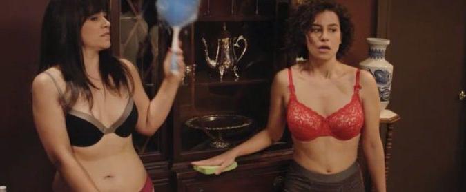 23P Ilana Glazer nude
