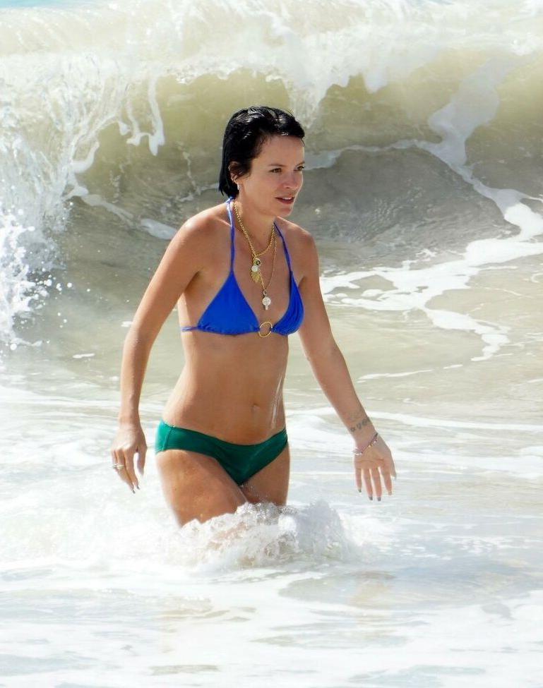 25P Lily Allen nude
