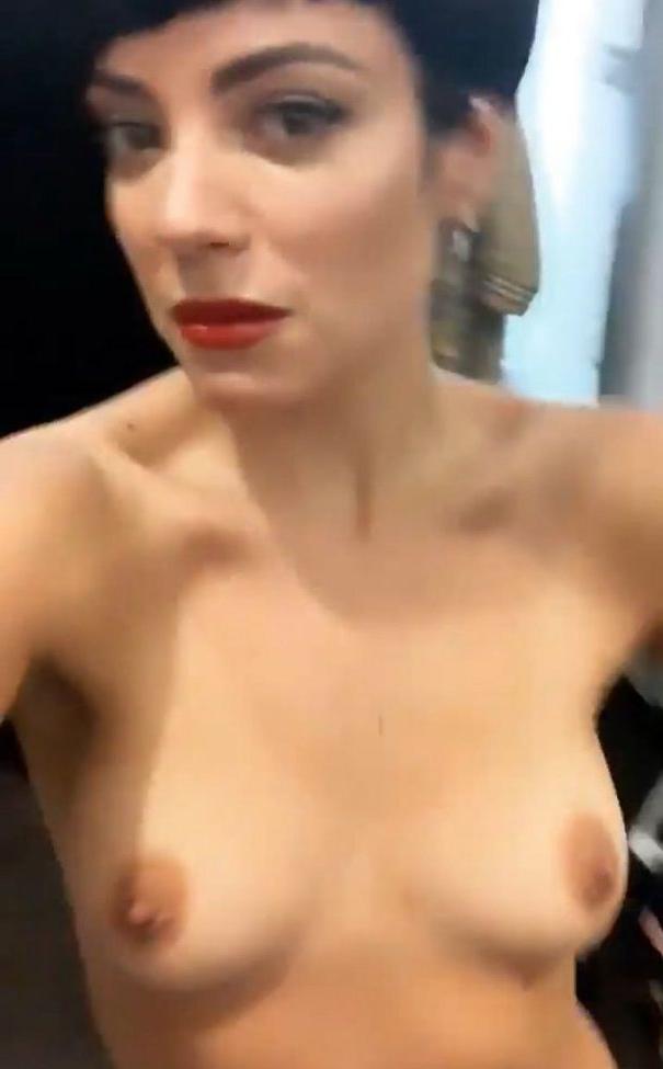 25P Lily Allen nude