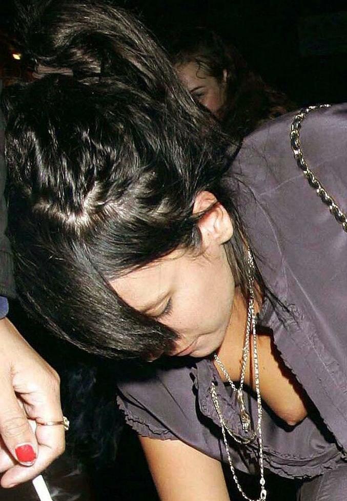 25P Lily Allen nude