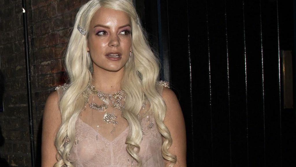 25P Lily Allen nude