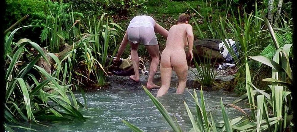 25P Kate Winslet nude