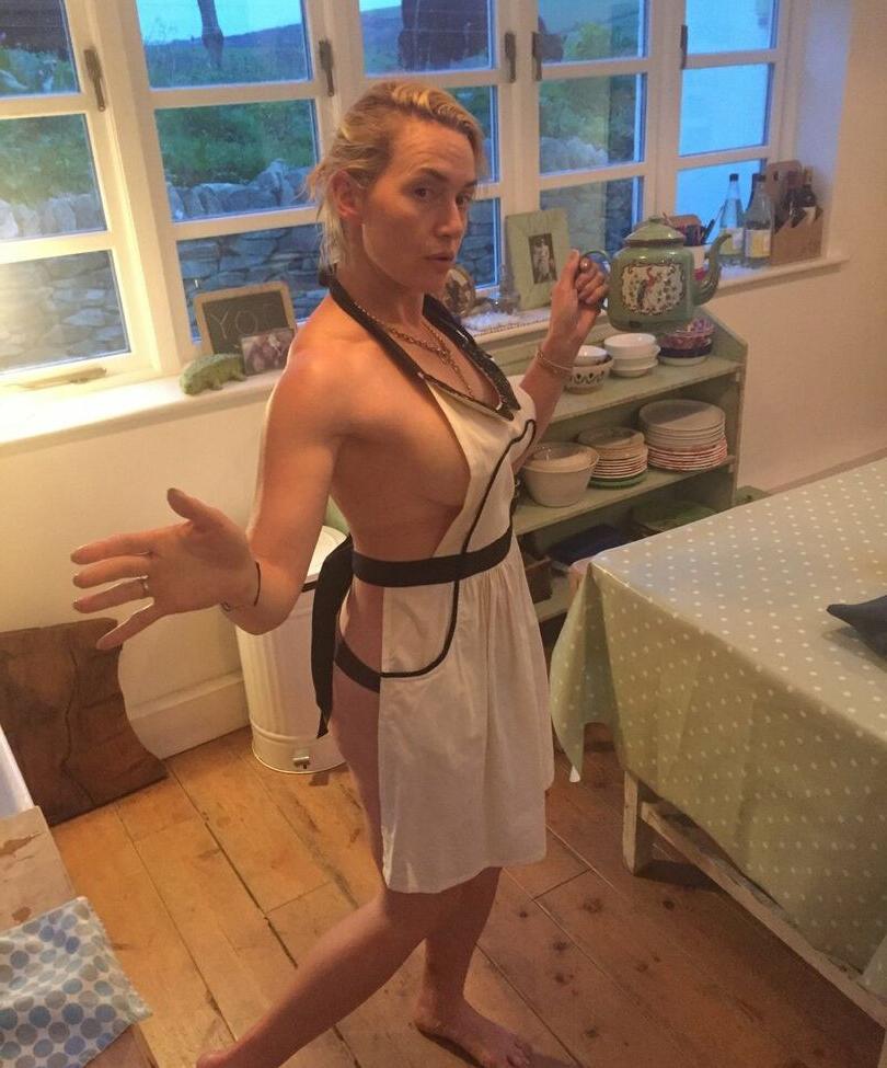 25P Kate Winslet nude