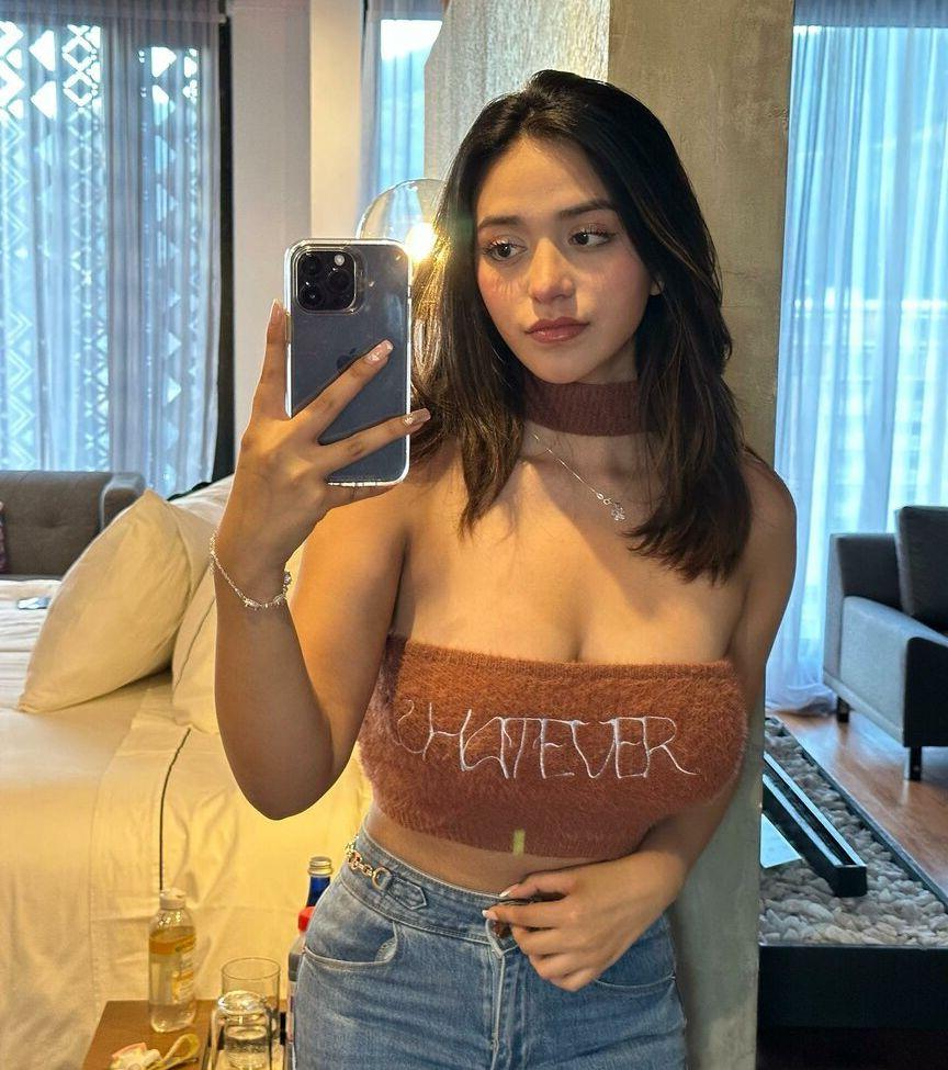 25P Soylaura_33 nude