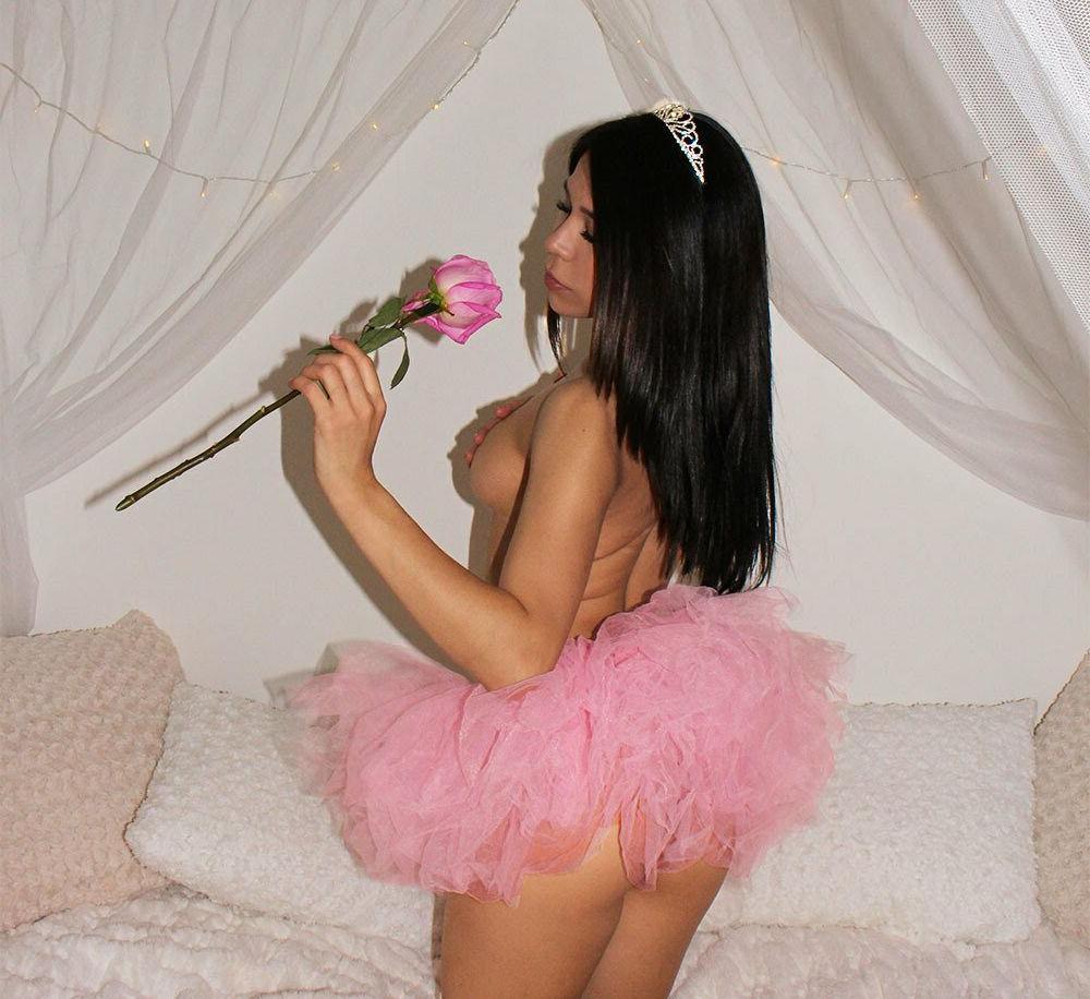 25P Marie-x nude
