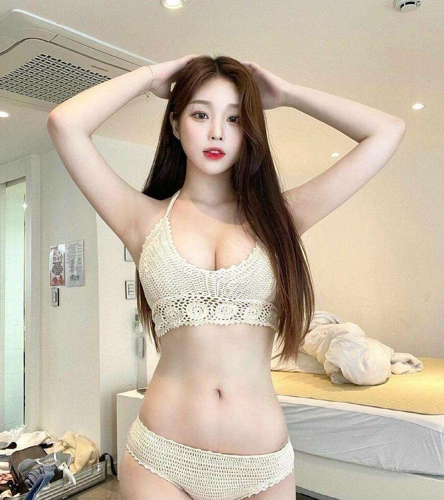 25P Woohankyung nude
