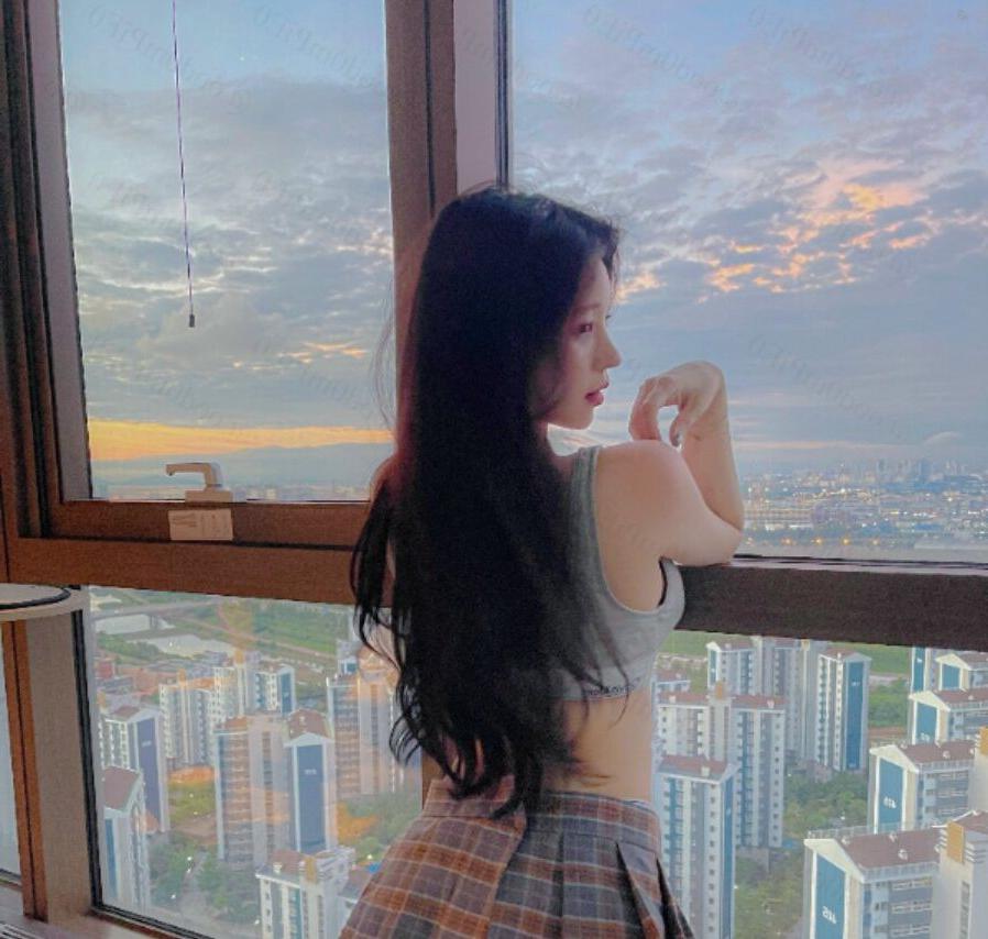 25P Woohankyung nude
