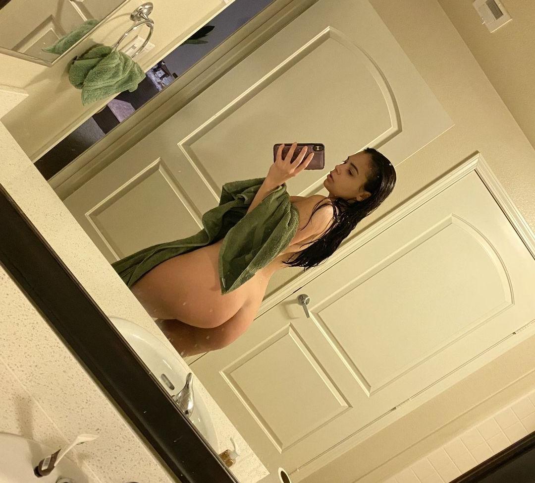 25P Violet Starr nude