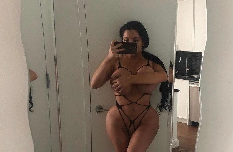 25P Ms Palomares nude