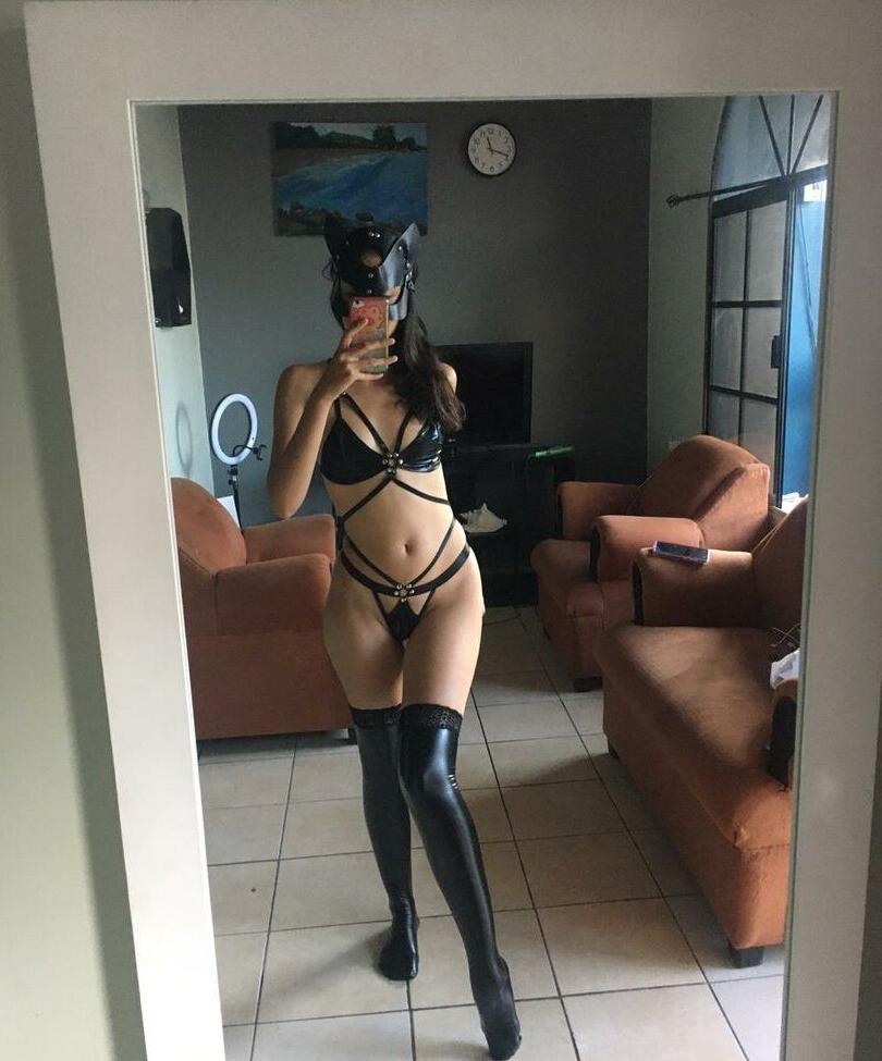 25P Iam Kitty nude