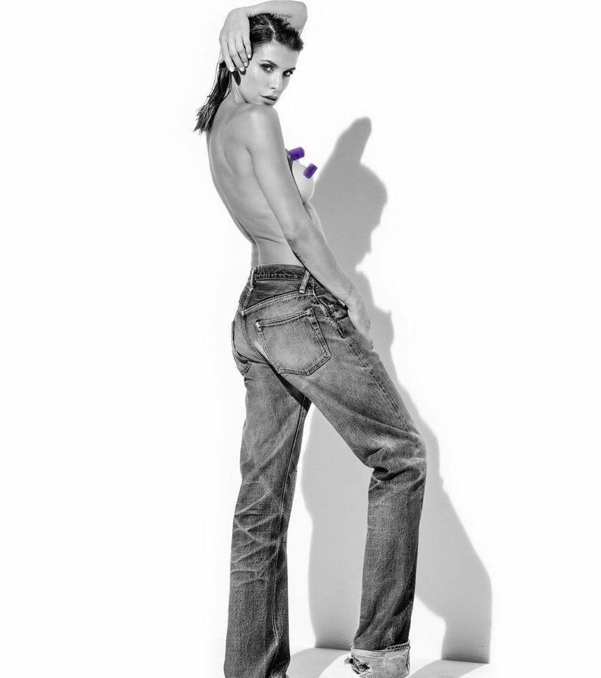 25P Elisabetta Canalis nude