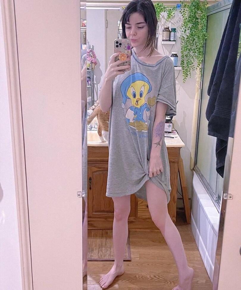25P Ashemaree nude