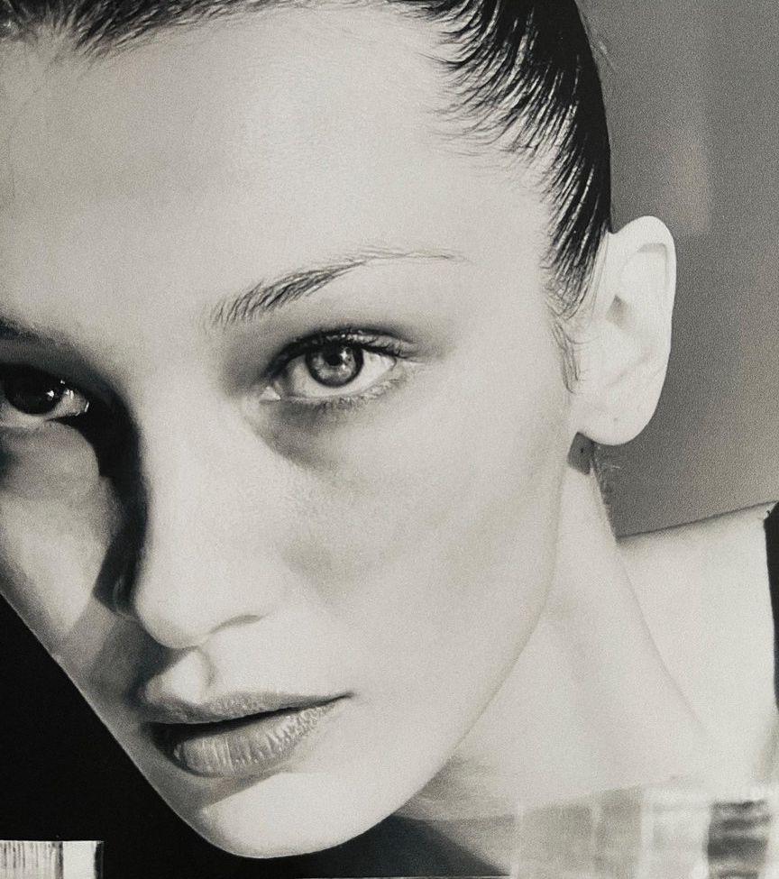 25P Bella Hadid nude