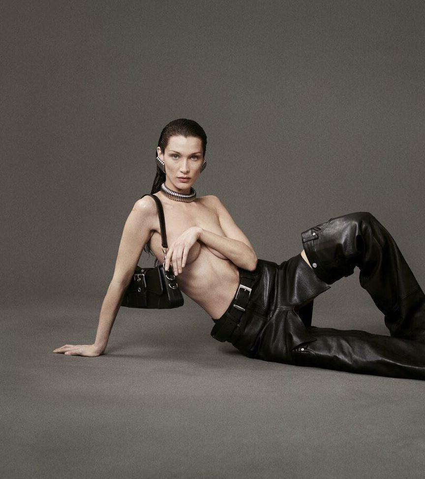 25P Bella Hadid nude
