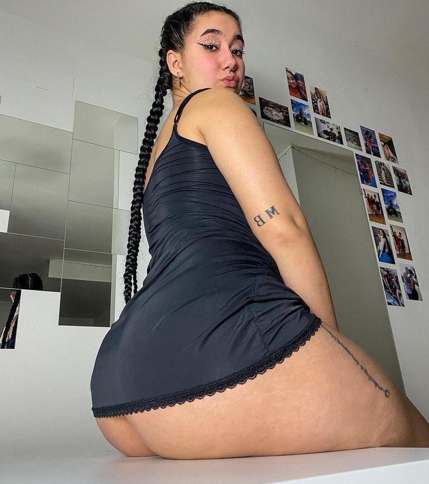 25P Leire Lopez nude