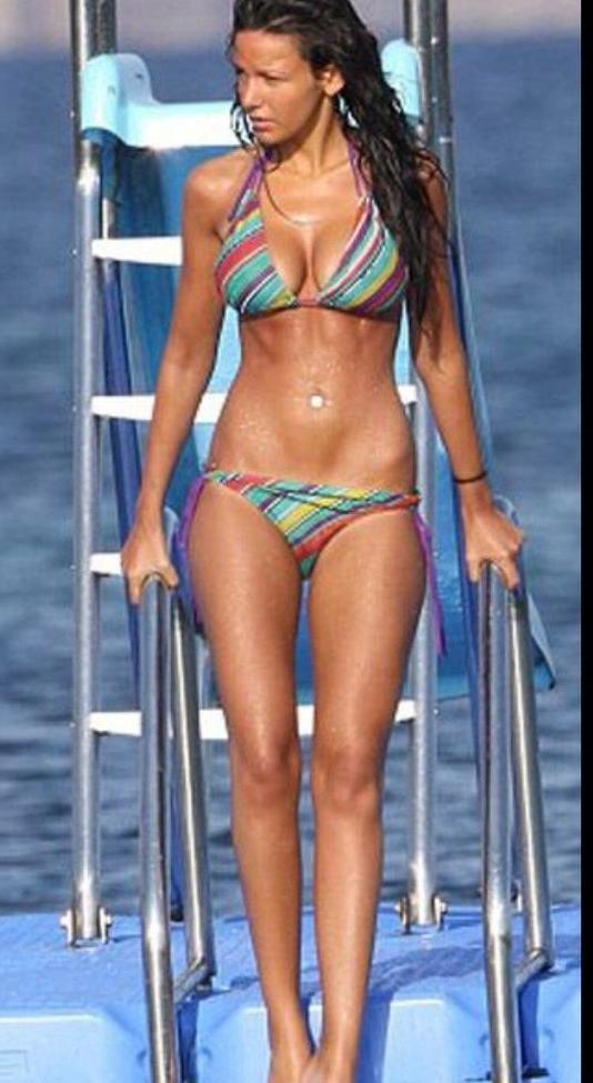 25P Michelle Keegan nude