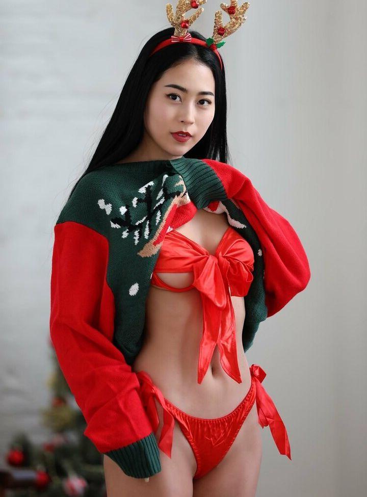 25P Rina Toeda nude