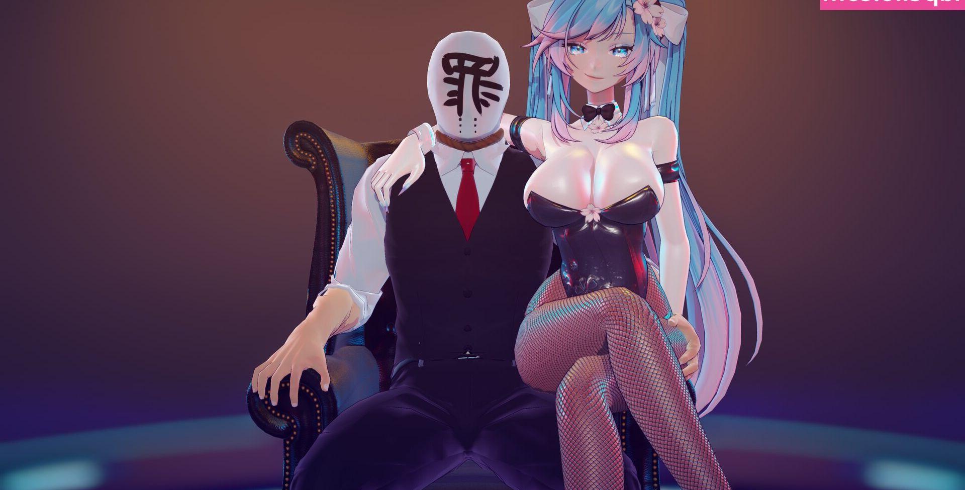 24P Silvervale Patreon nude