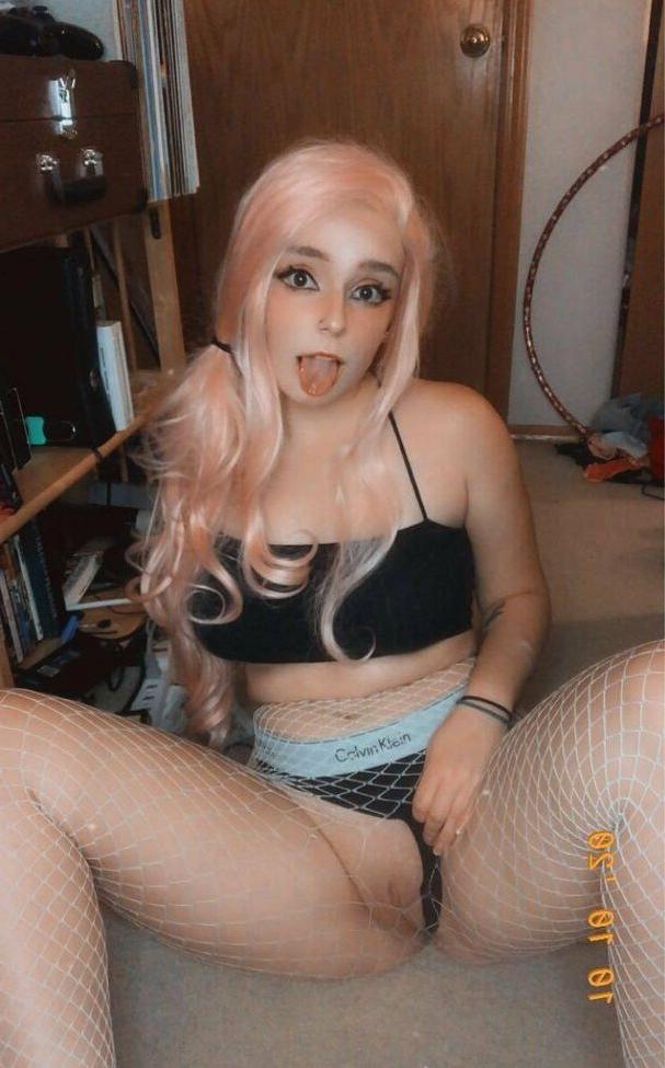 25P Plantluvrrr nude