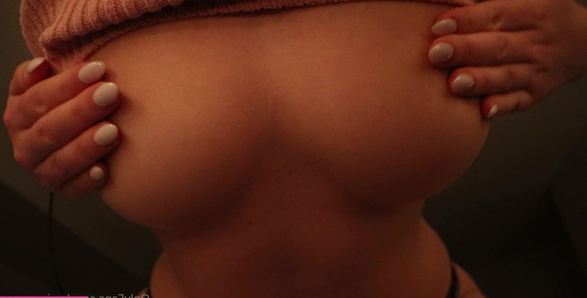22P Maimy ASMR nude