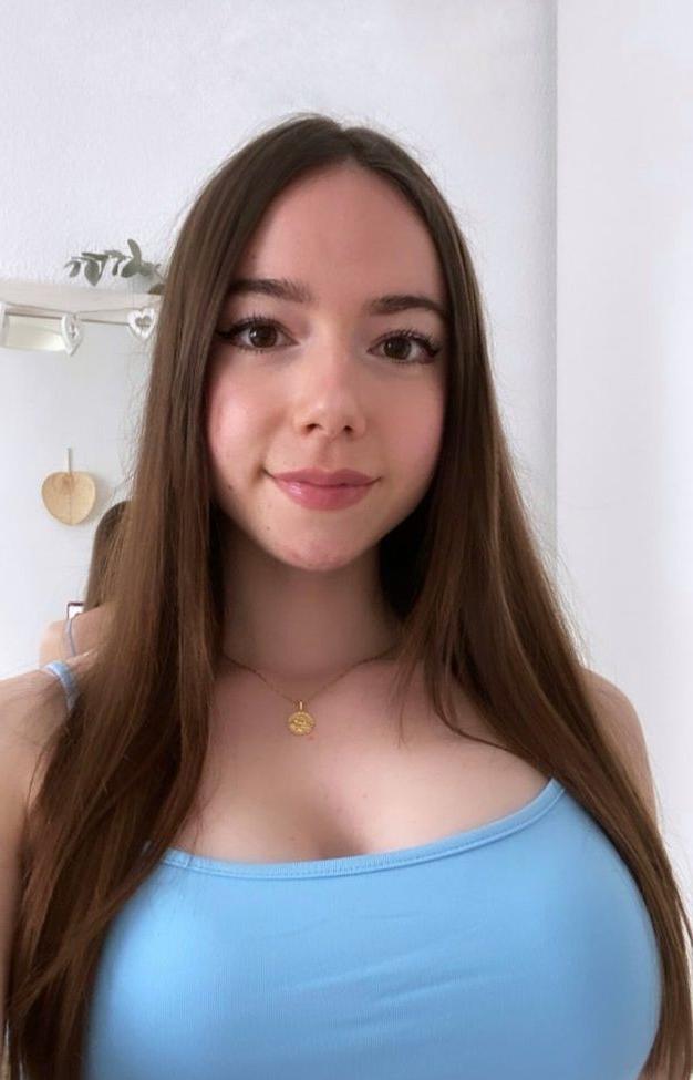 25P Maria Lopez Polo nude
